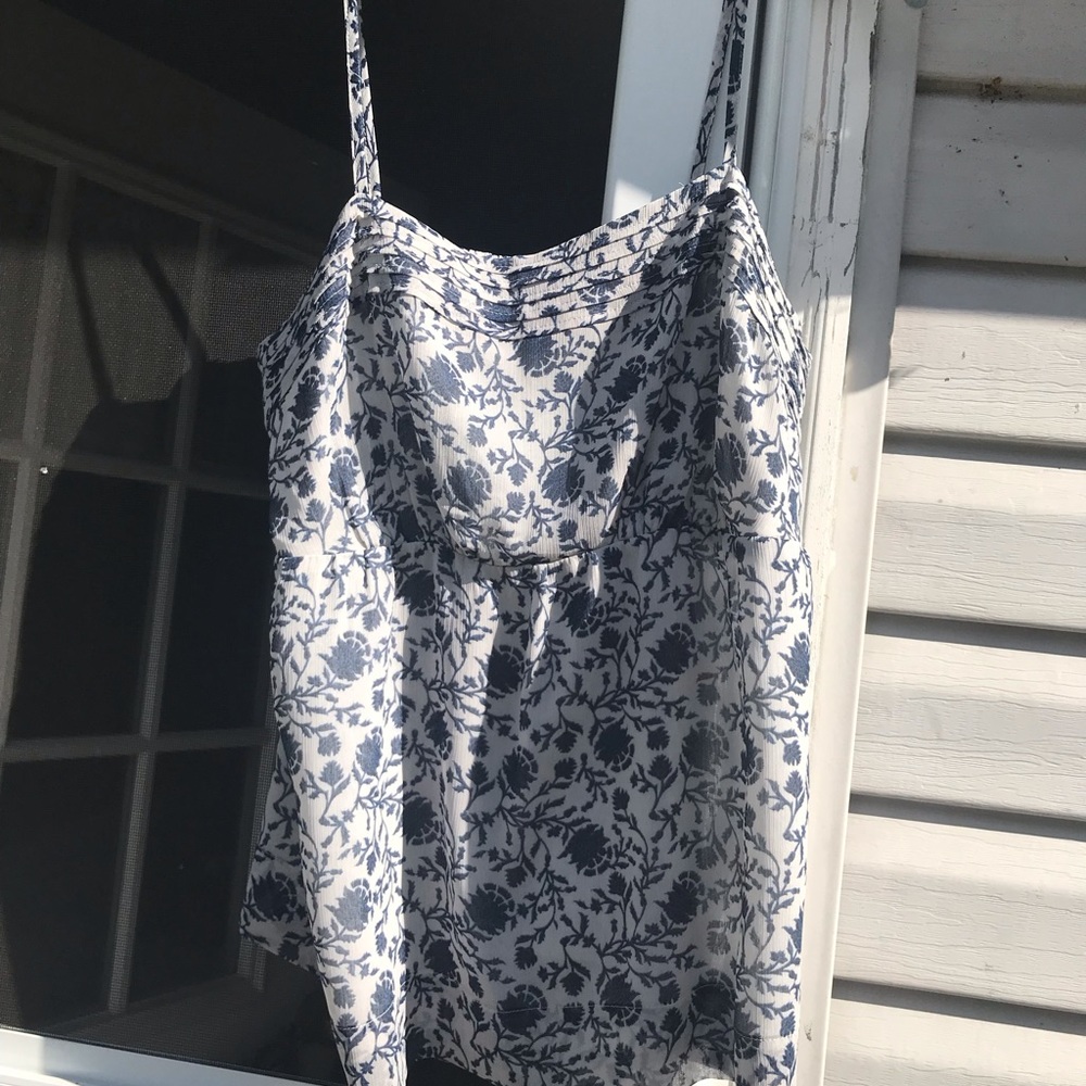 Loft Size:Small Petite Tank Top.